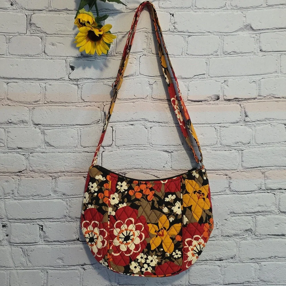 Vera Bradley retired "Bittersweet" pattern Clare crossbody bag - Picture 3 of 12